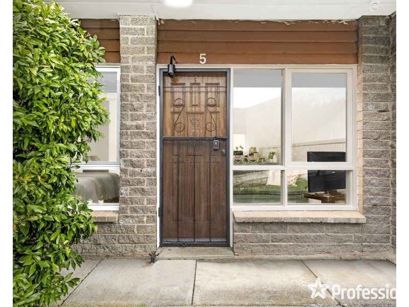 5/96 Sherlock Road, Mooroolbark VIC 3138