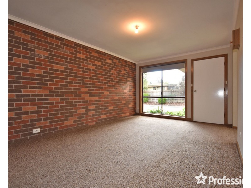 1/34 Liverpool Road, Kilsyth VIC 3137