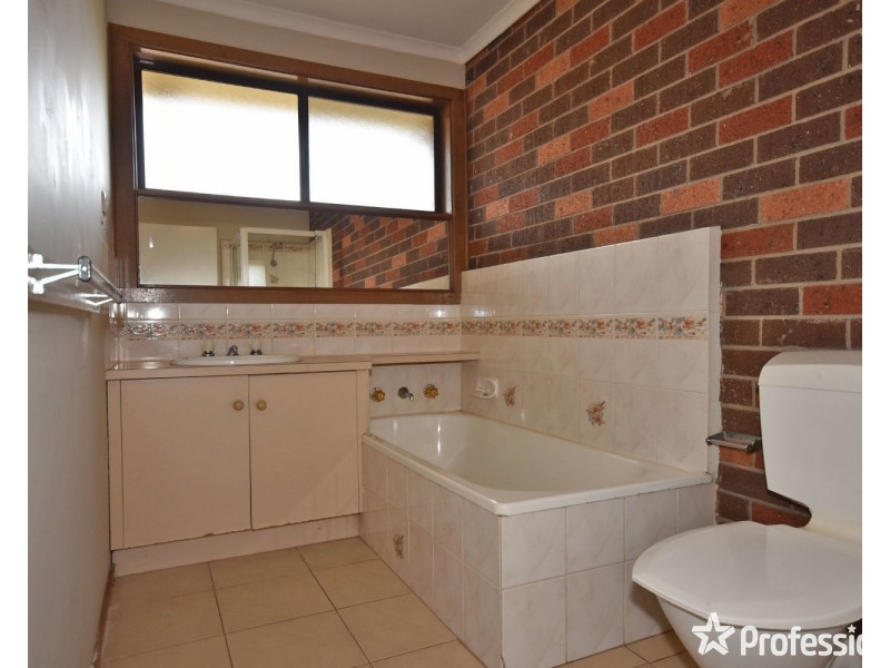 1/34 Liverpool Road, Kilsyth VIC 3137