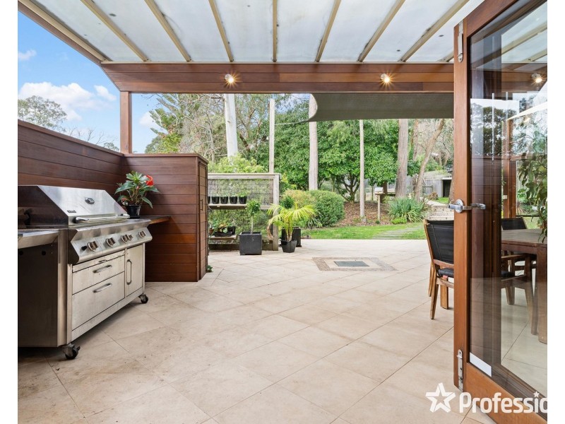 109 Stradbroke Road, Montrose VIC 3765