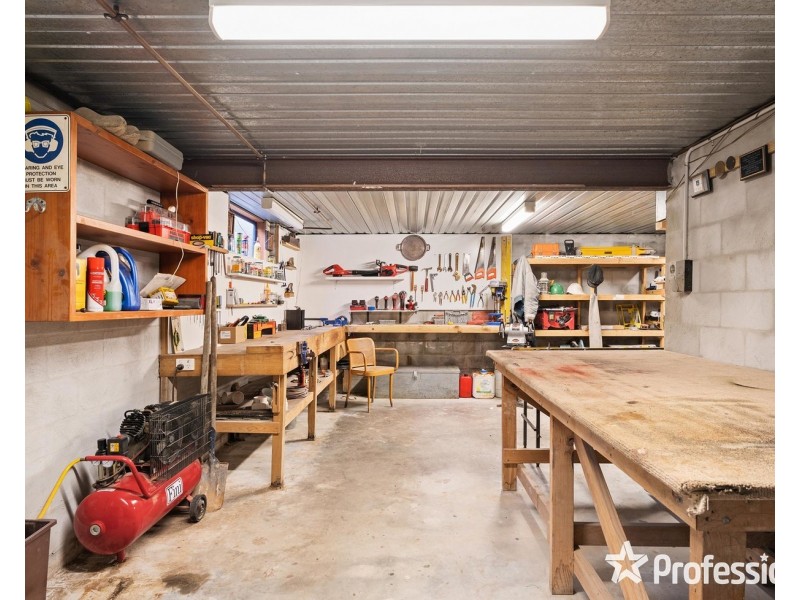 109 Stradbroke Road, Montrose VIC 3765