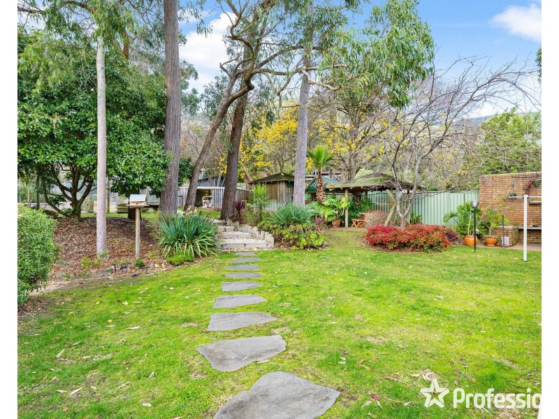 109 Stradbroke Road, Montrose VIC 3765