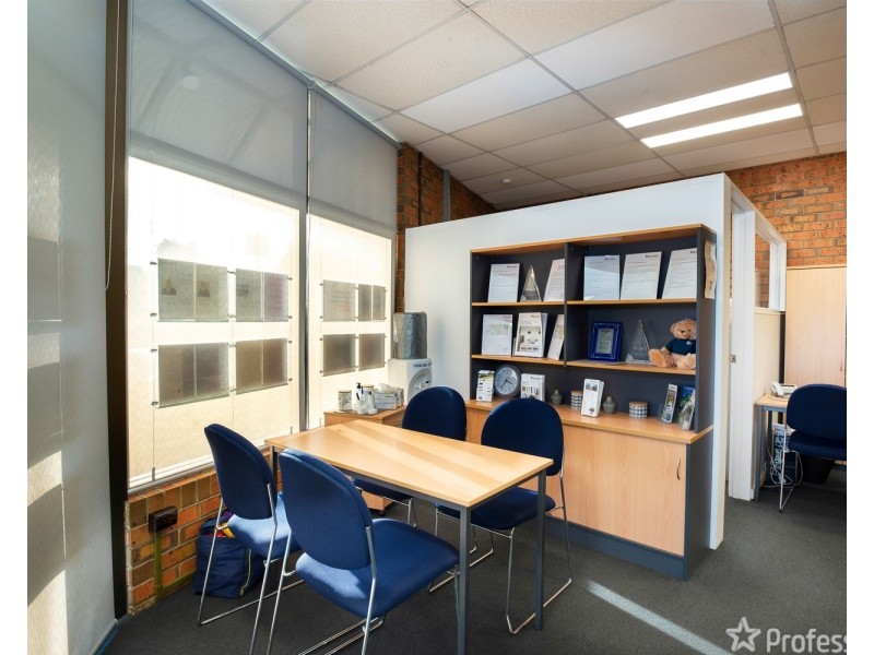 2/1605 Warburton Highway, Woori Yallock VIC 3139