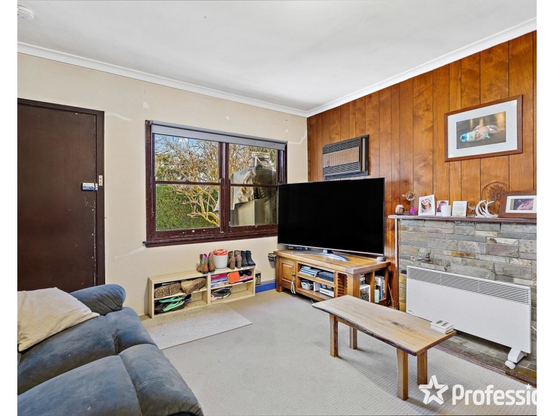 27 Channel Road, Mount Evelyn VIC 3796