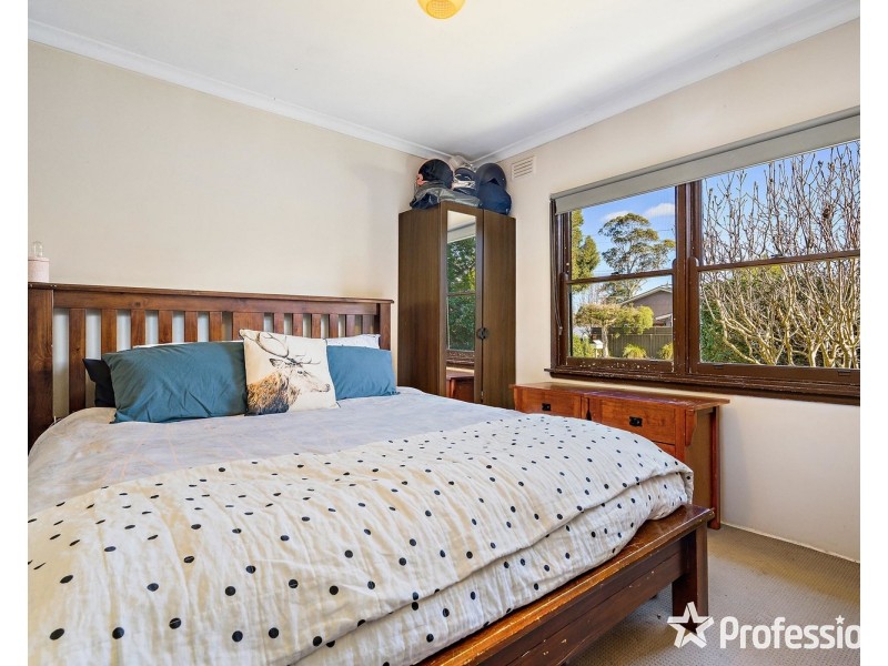 27 Channel Road, Mount Evelyn VIC 3796