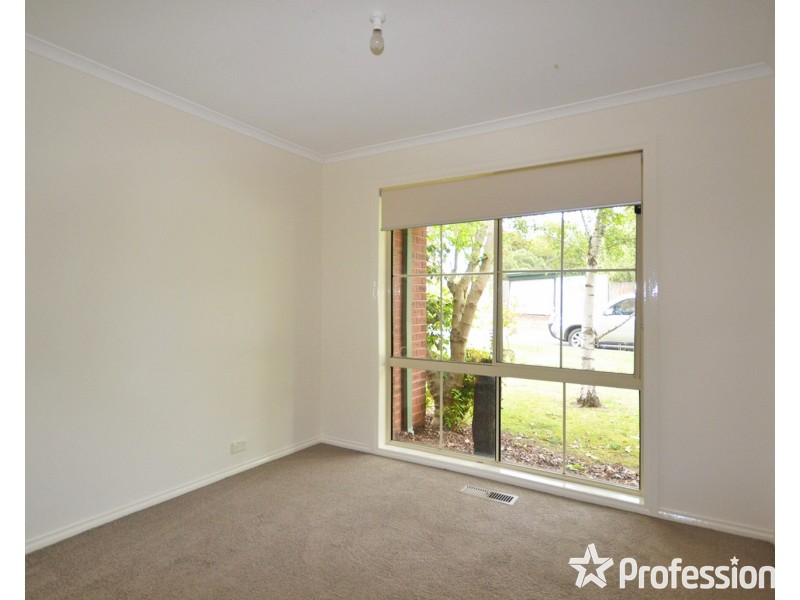 61 Pascoe Avenue, Kilsyth VIC 3137