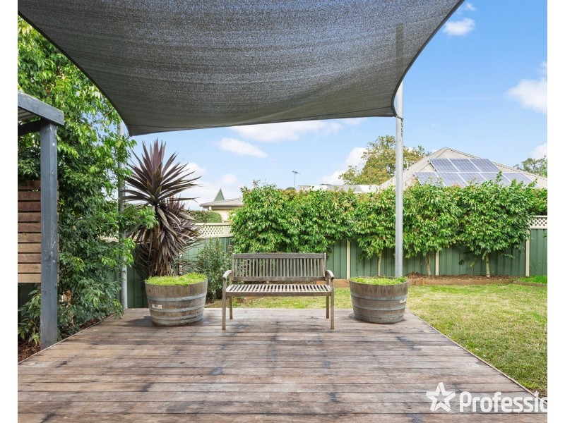 12 Bailey Road, Mount Evelyn VIC 3796