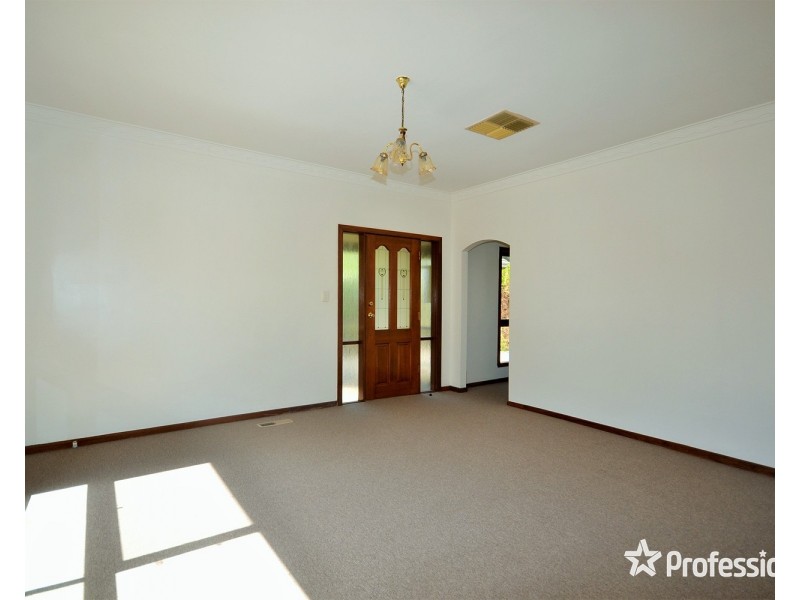 14 Church Street, Kilsyth VIC 3137