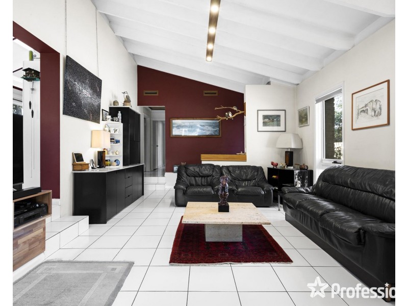 1 Allsops Road, Launching Place VIC 3139