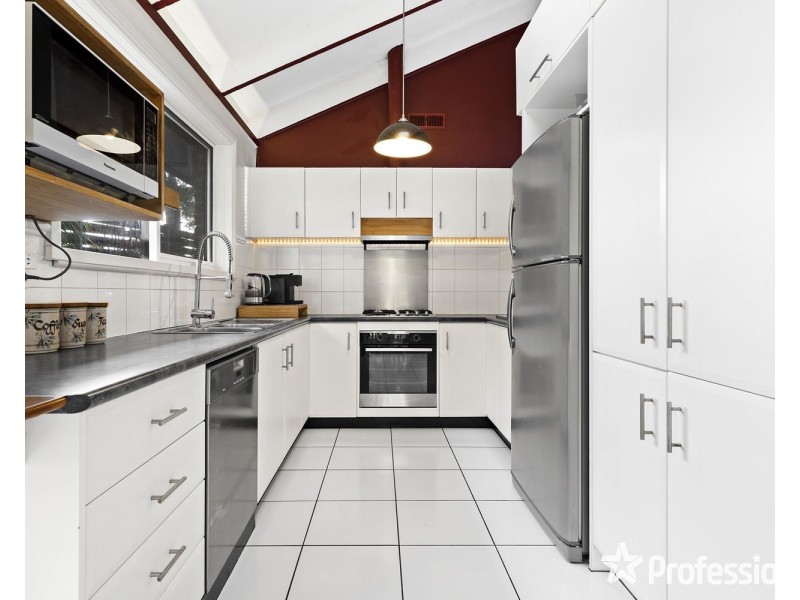 1 Allsops Road, Launching Place VIC 3139
