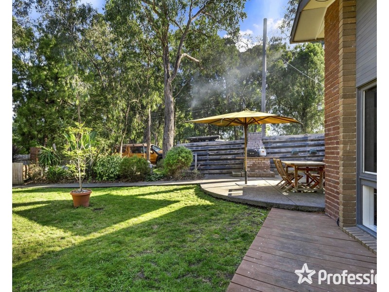 1 Allsops Road, Launching Place VIC 3139