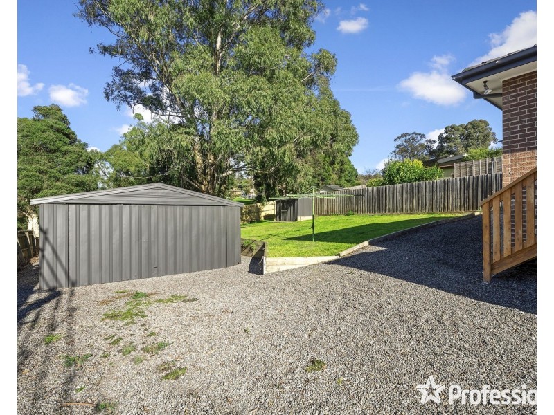 16 Coolaroo Court, Mooroolbark VIC 3138