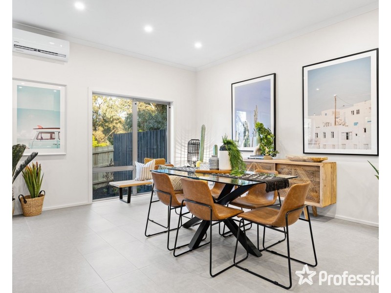 2/28 Hawthory Road, Kilsyth VIC 3137