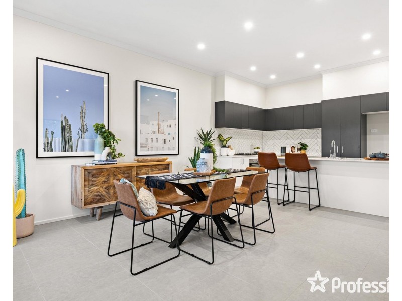 2/28 Hawthory Road, Kilsyth VIC 3137