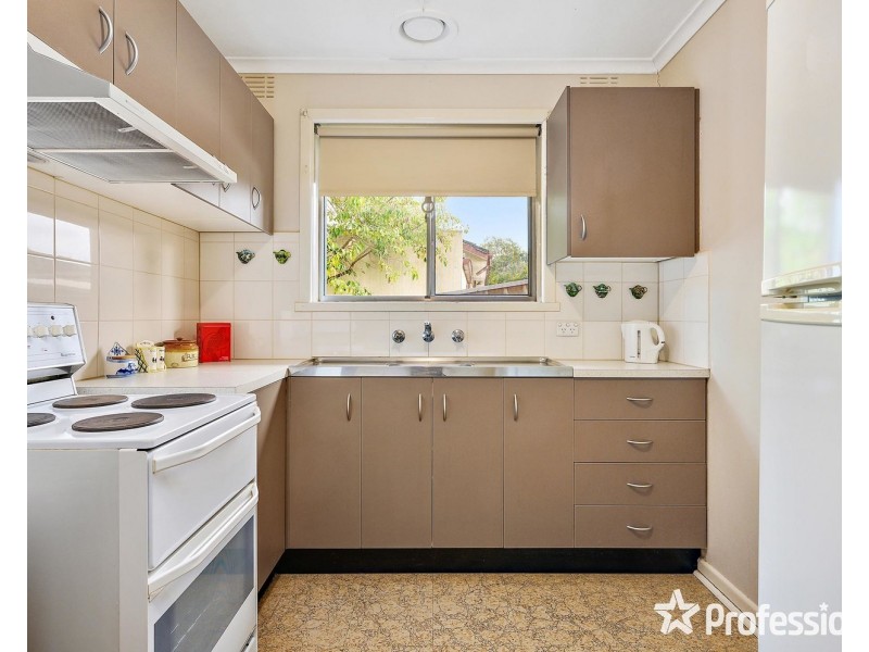 1/141 Lincoln Road, Croydon VIC 3136