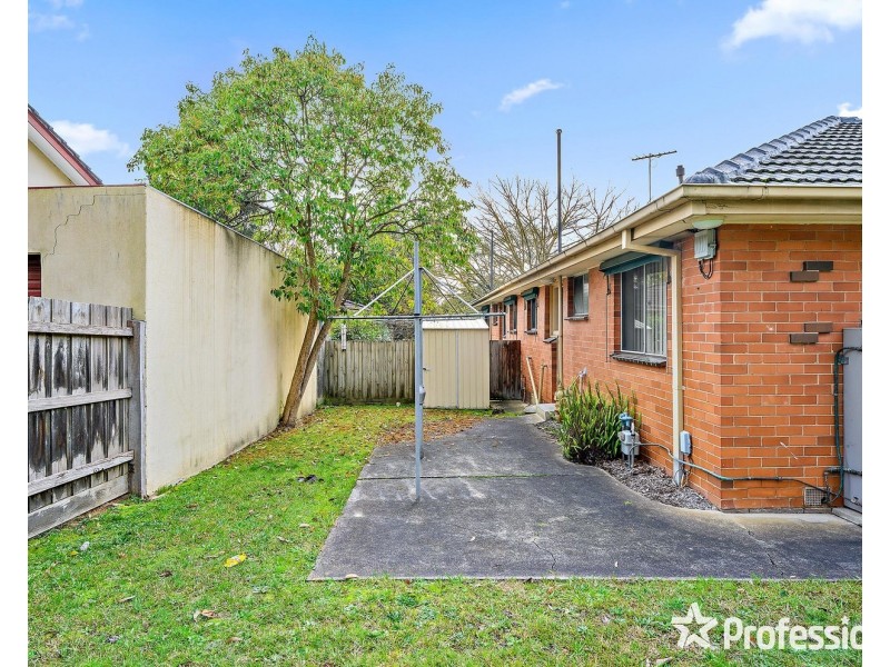 1/141 Lincoln Road, Croydon VIC 3136