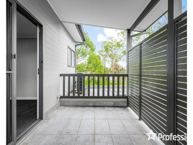 4 Brennan Close, Mooroolbark VIC 3138