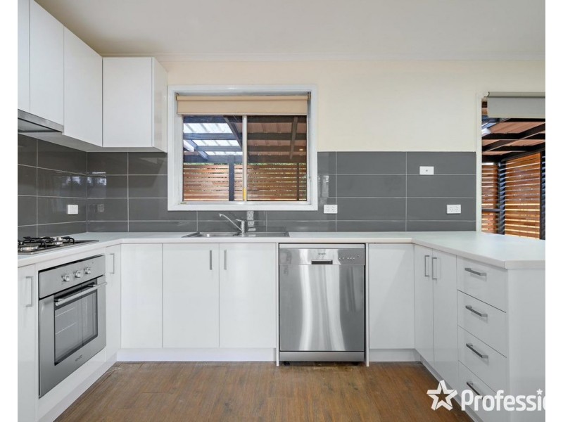 130 Carronvale Road, Mooroolbark VIC 3138