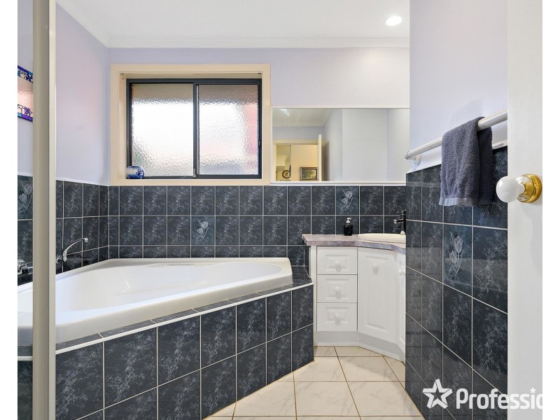 4 The Midway, Lilydale VIC 3140