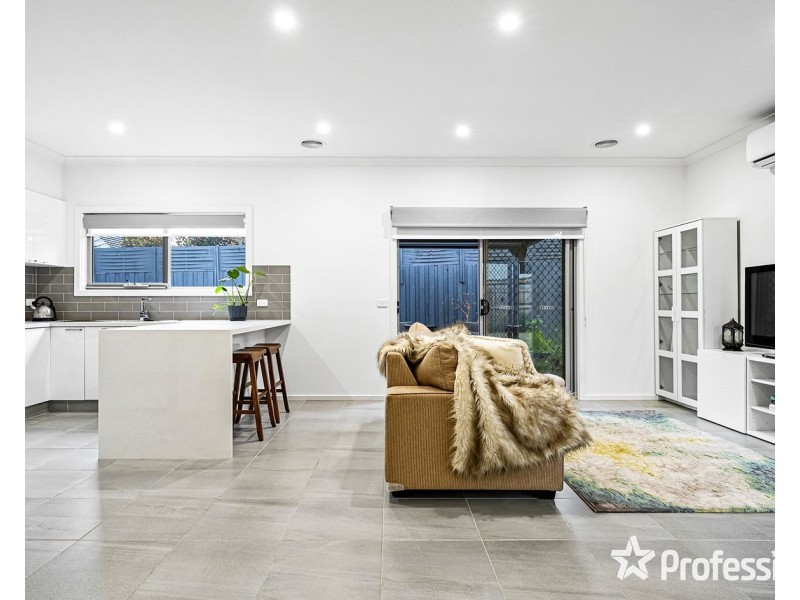 20a Blackburn Road, Mooroolbark VIC 3138