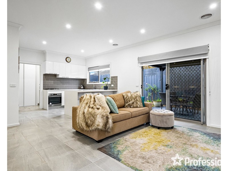 20a Blackburn Road, Mooroolbark VIC 3138