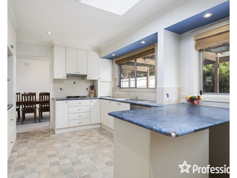 19 Carronvale Road, Mooroolbark VIC 3138