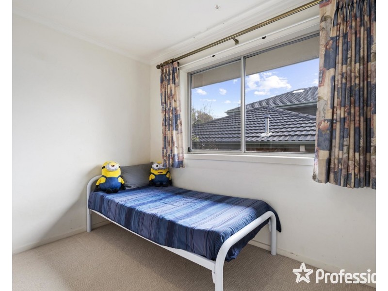 19 Carronvale Road, Mooroolbark VIC 3138