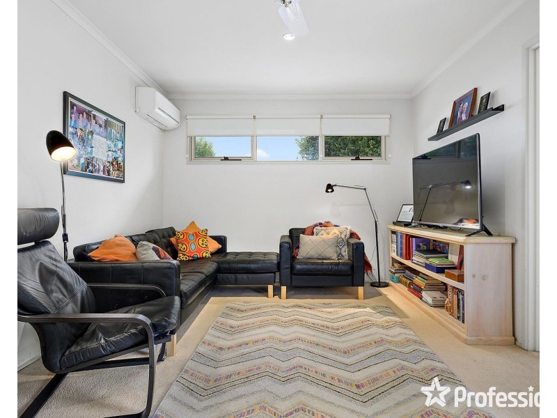 13 Mountfield Road, Kilsyth VIC 3137