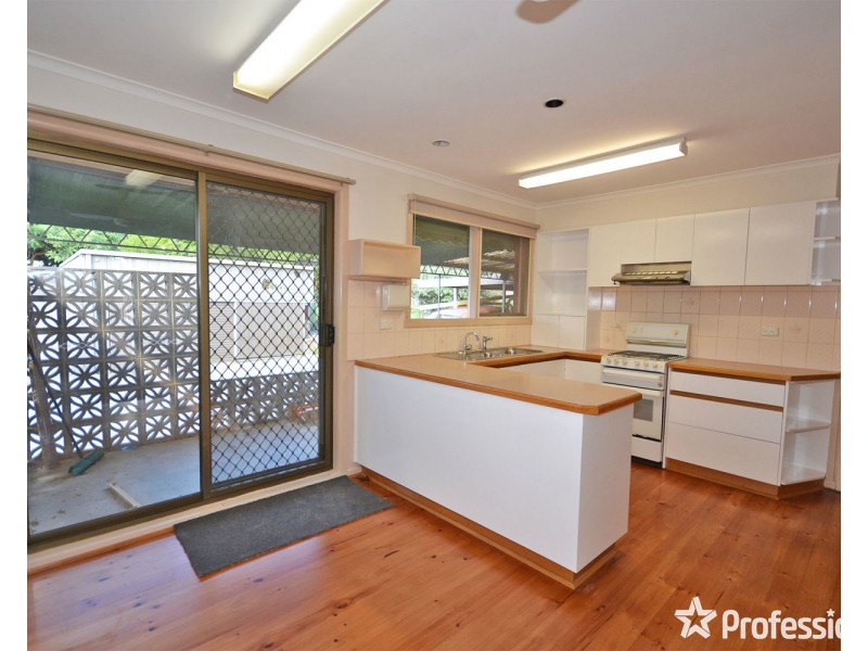 54 Fernhill Road, Mount Evelyn VIC 3796