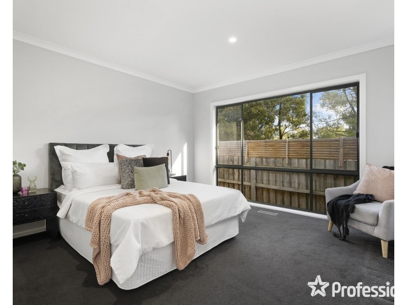 6B Wordsworth Street, Mooroolbark VIC 3138