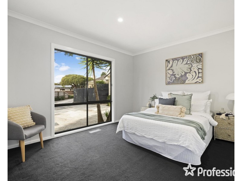 6B Wordsworth Street, Mooroolbark VIC 3138
