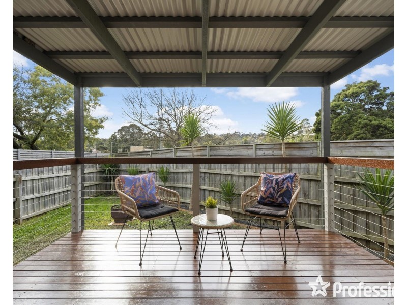 6B Wordsworth Street, Mooroolbark VIC 3138