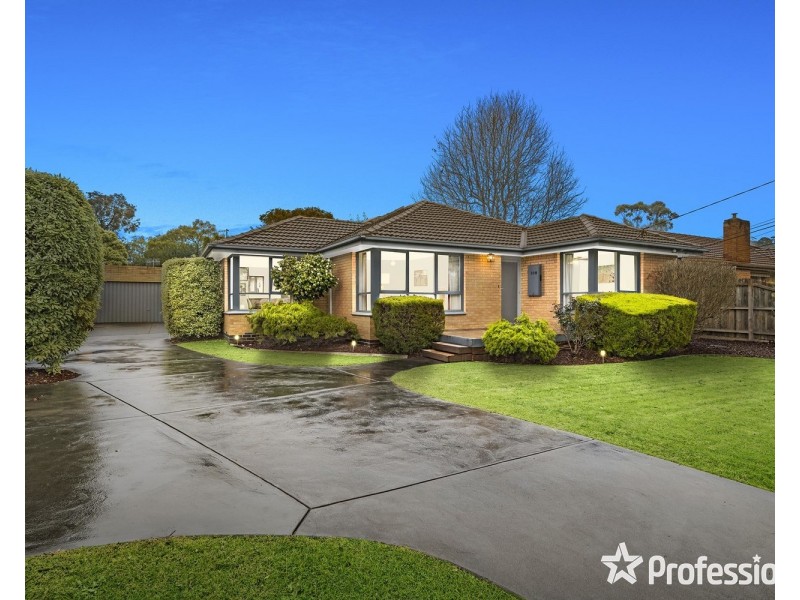 108 Lomond Avenue, Kilsyth VIC 3137