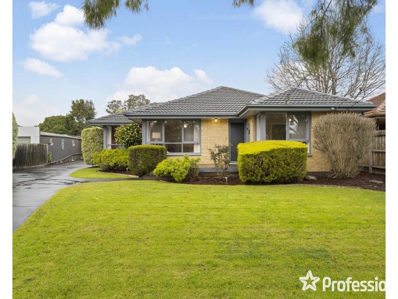 108 Lomond Avenue, Kilsyth VIC 3137