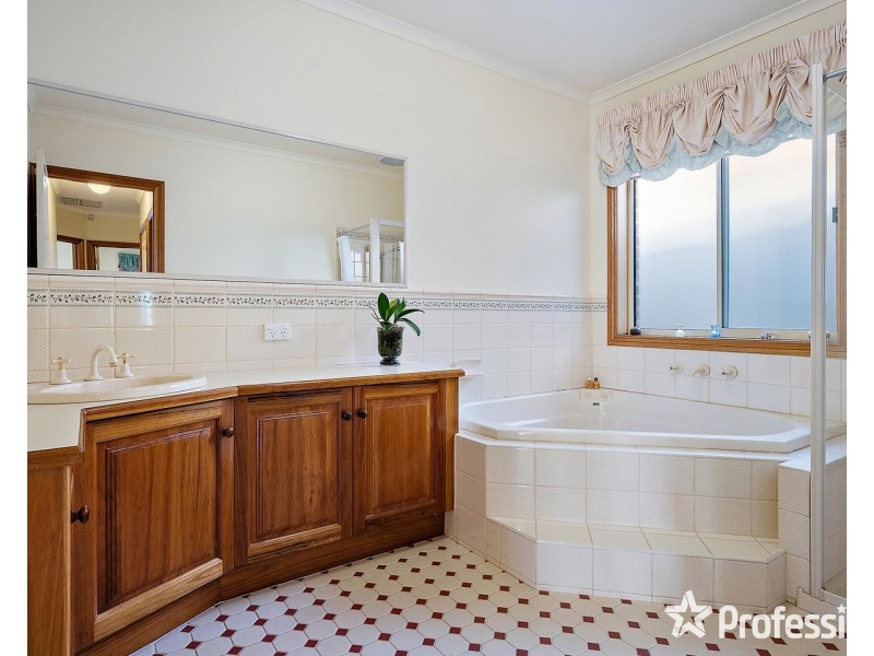 21 Parkview Terrace, Chirnside Park VIC 3116