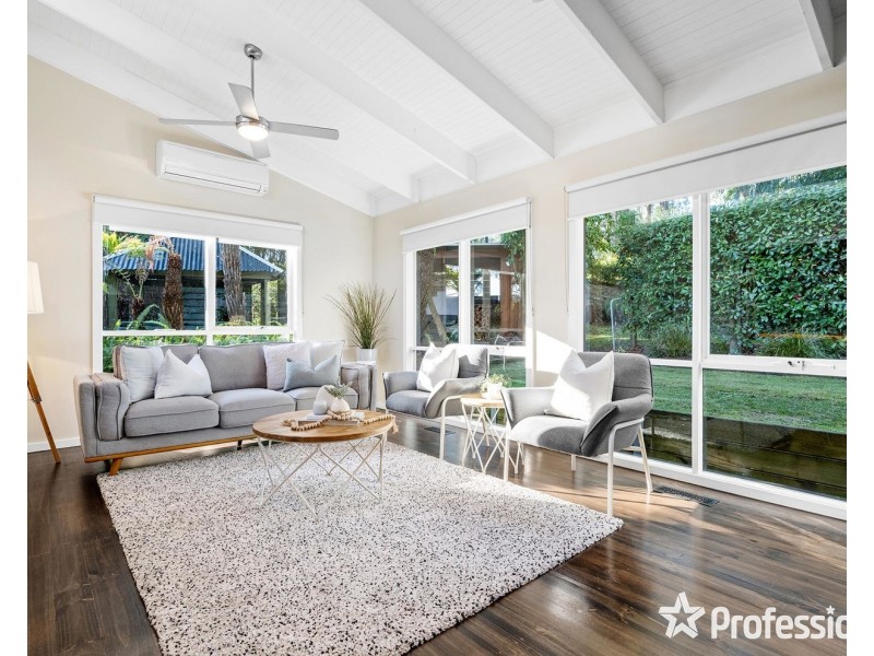 10 Watkins Crescent, Mount Evelyn VIC 3796