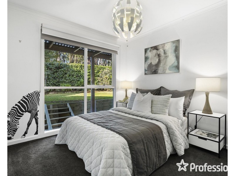 10 Watkins Crescent, Mount Evelyn VIC 3796