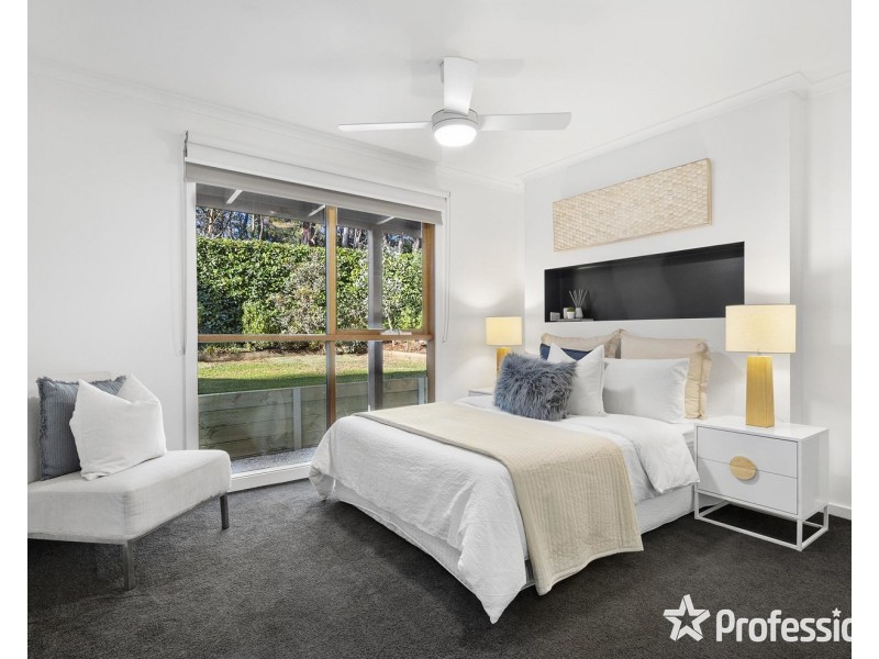 10 Watkins Crescent, Mount Evelyn VIC 3796