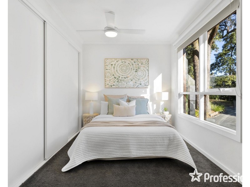 10 Watkins Crescent, Mount Evelyn VIC 3796