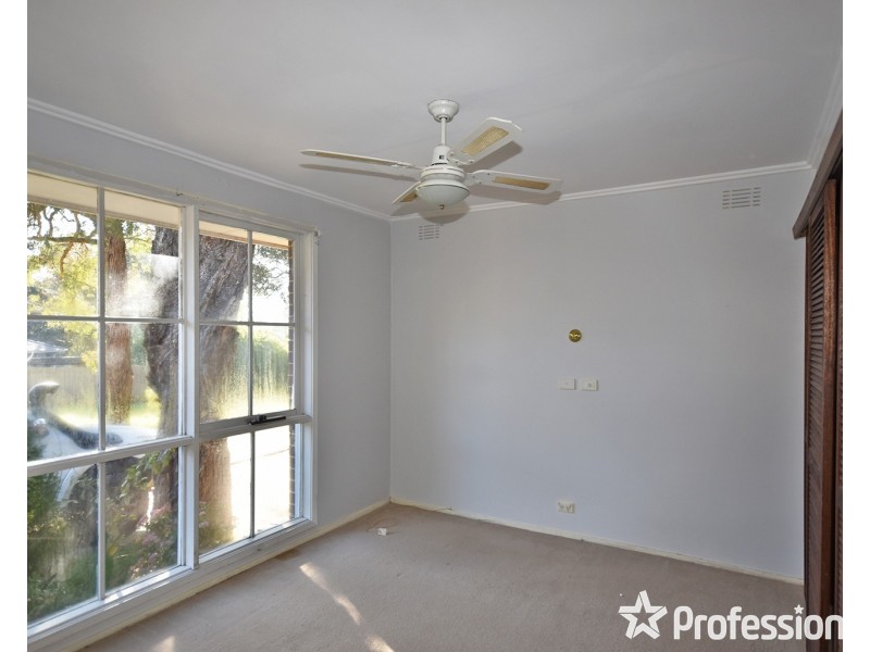 8/64 Warrien Road, Croydon North VIC 3136