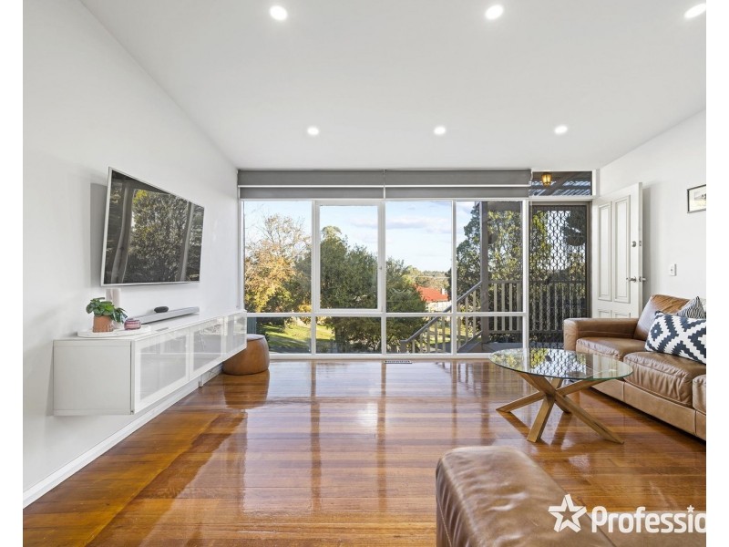 20 Shirley Street, Mooroolbark VIC 3138