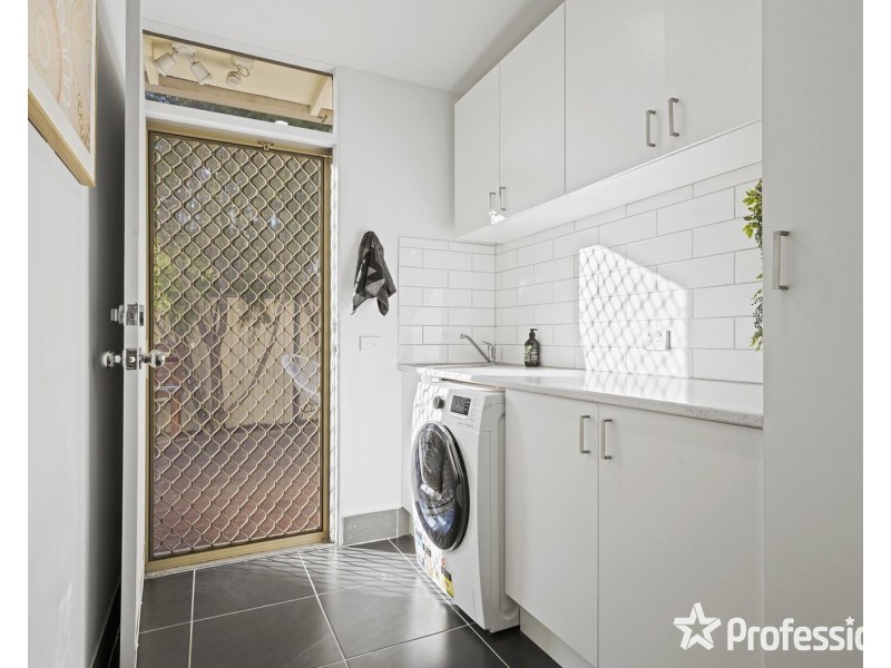 20 Shirley Street, Mooroolbark VIC 3138
