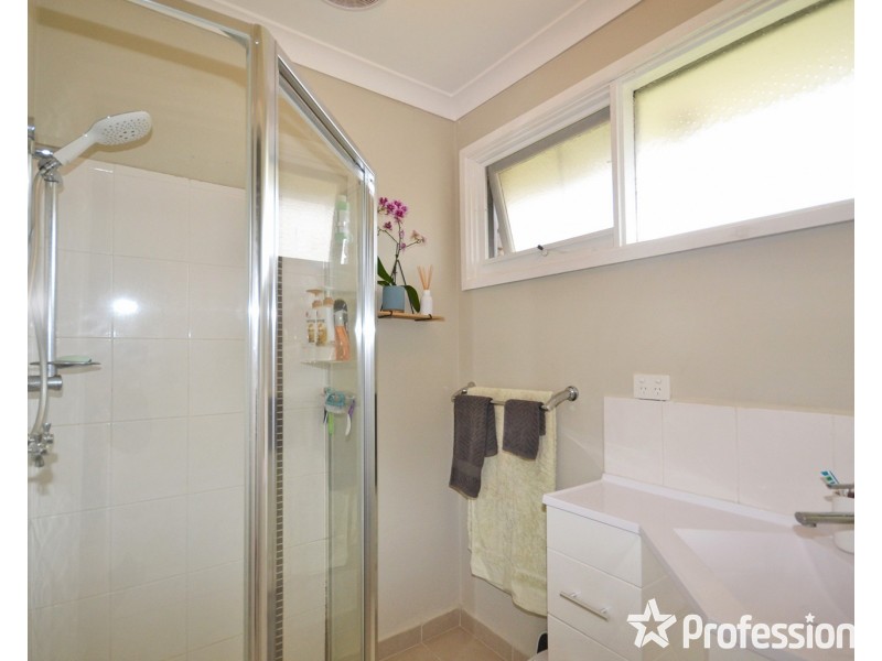 34 Felix Grove, Mooroolbark VIC 3138