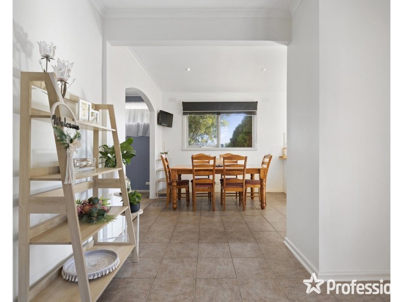 1 Marlow Street, Mooroolbark VIC 3138