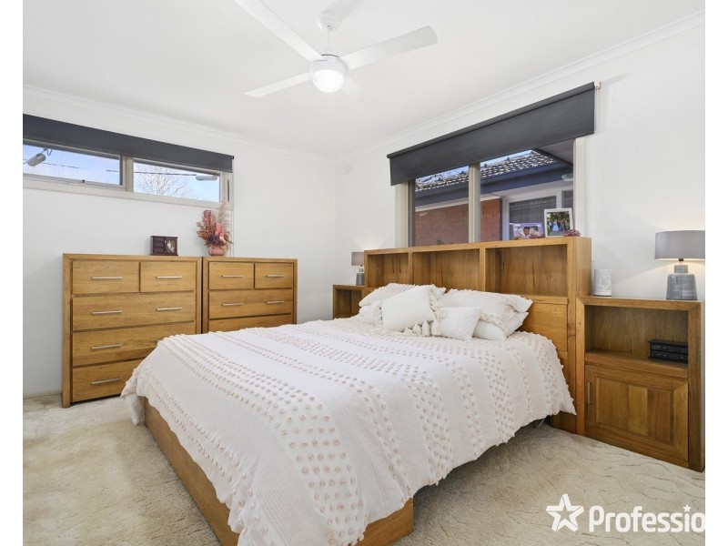 1 Marlow Street, Mooroolbark VIC 3138