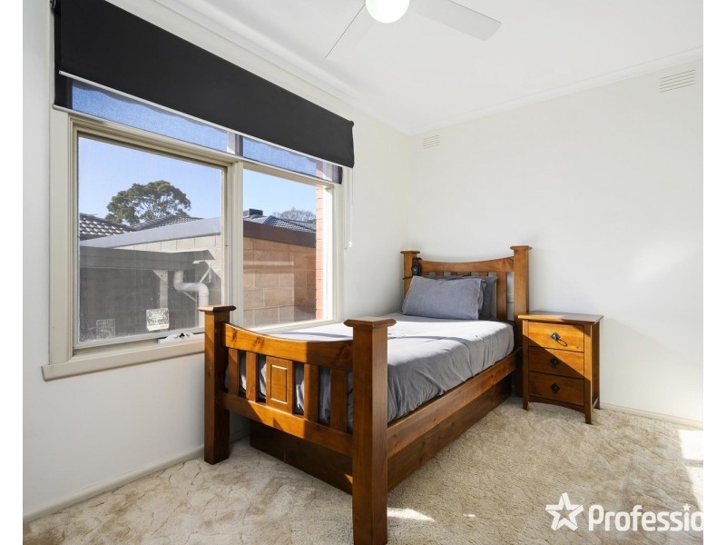 1 Marlow Street, Mooroolbark VIC 3138