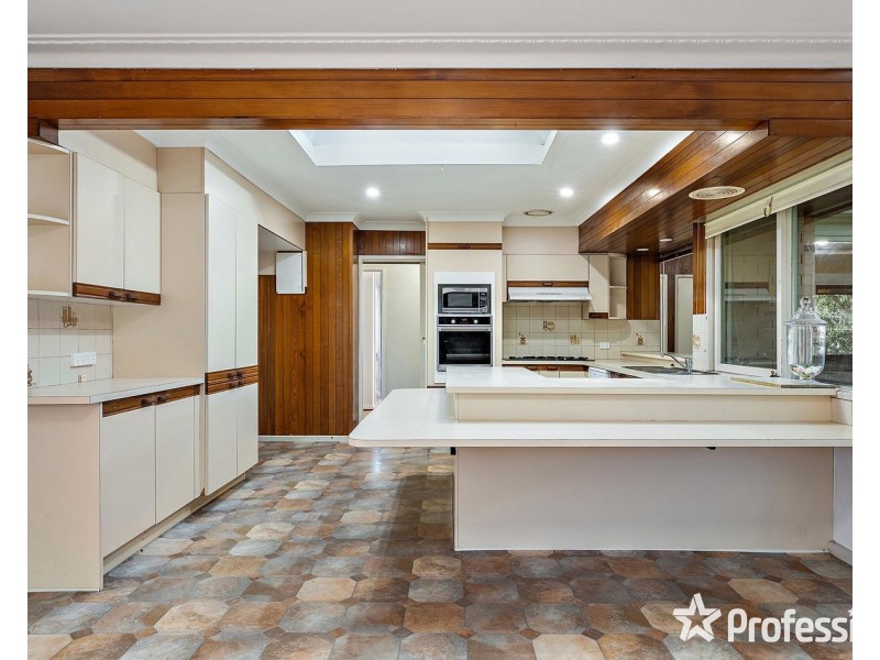 142 Pembroke Road, Mooroolbark VIC 3138