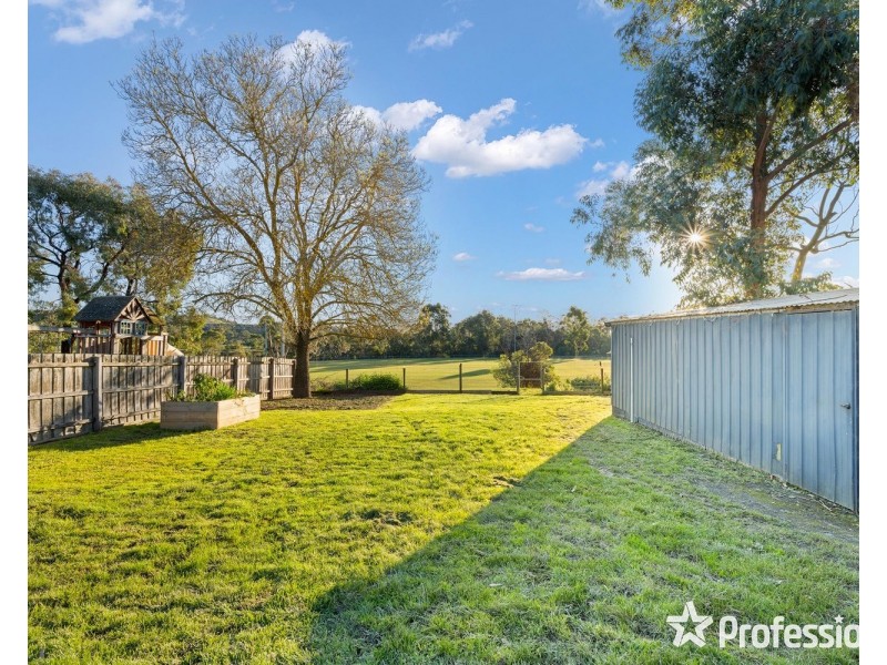 128 Lauriston Drive, Coldstream VIC 3770