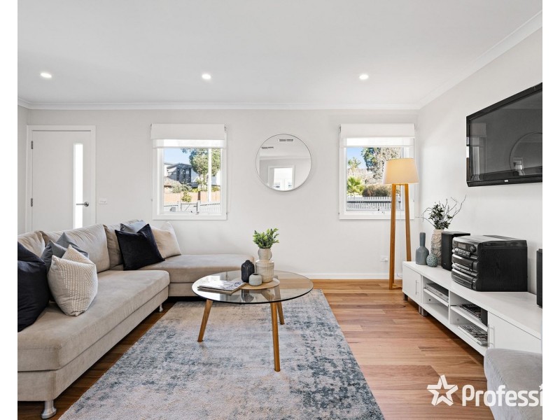 11 Beresford Road, Lilydale VIC 3140