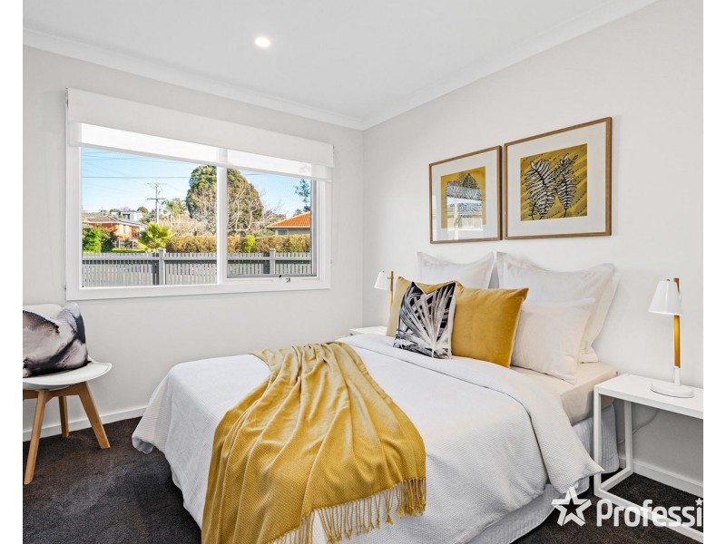 11 Beresford Road, Lilydale VIC 3140